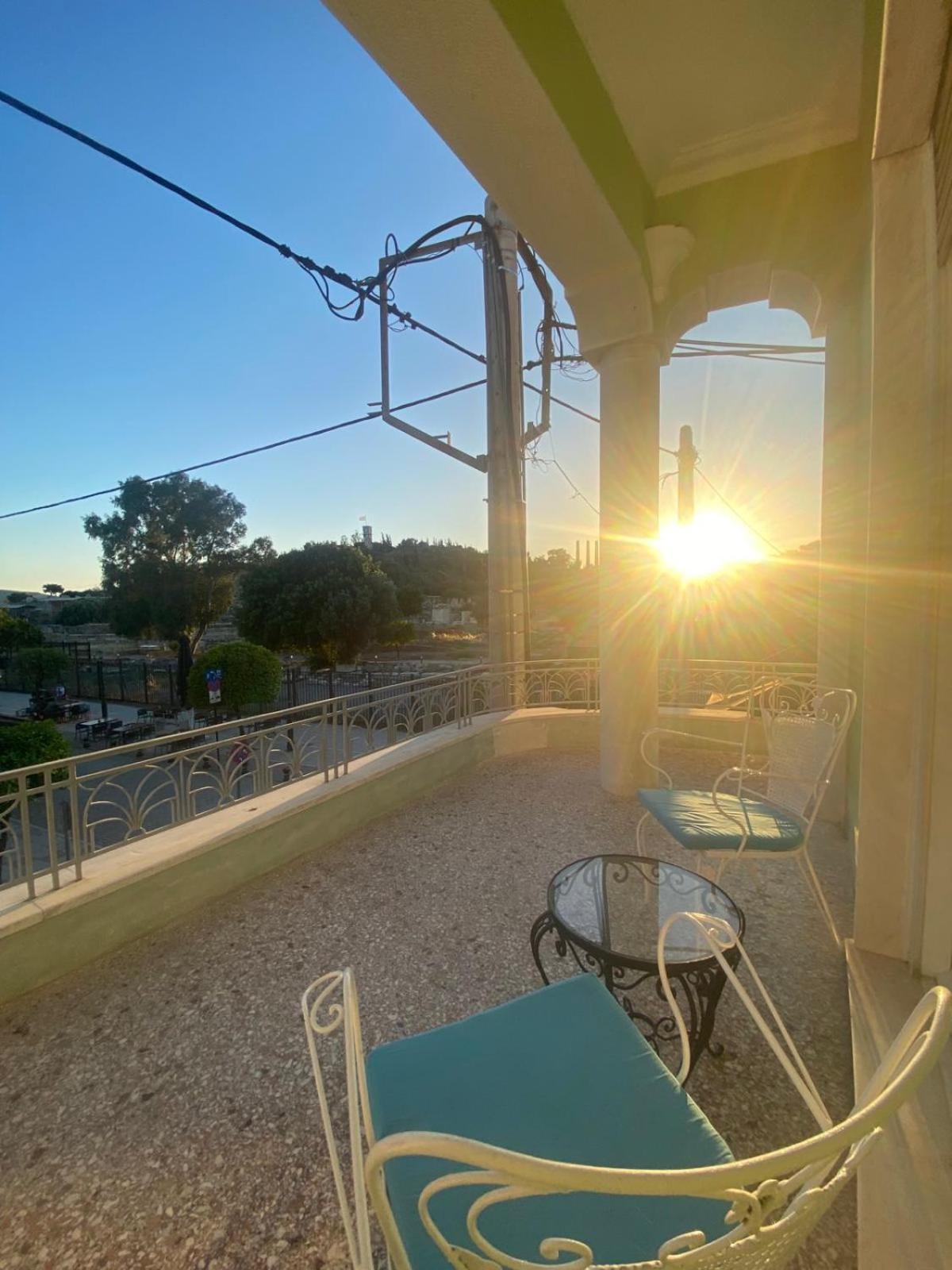 Iris Baroque Apartment Elefsis Dış mekan fotoğraf